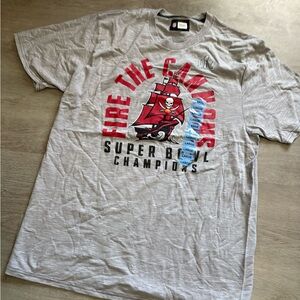 Tampa Bay Buccaneers Super Bowl LV Champs T-Shirt | Large